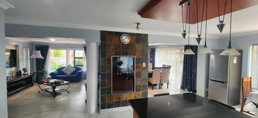 3 Bedroom Property for Sale in Reebok Western Cape